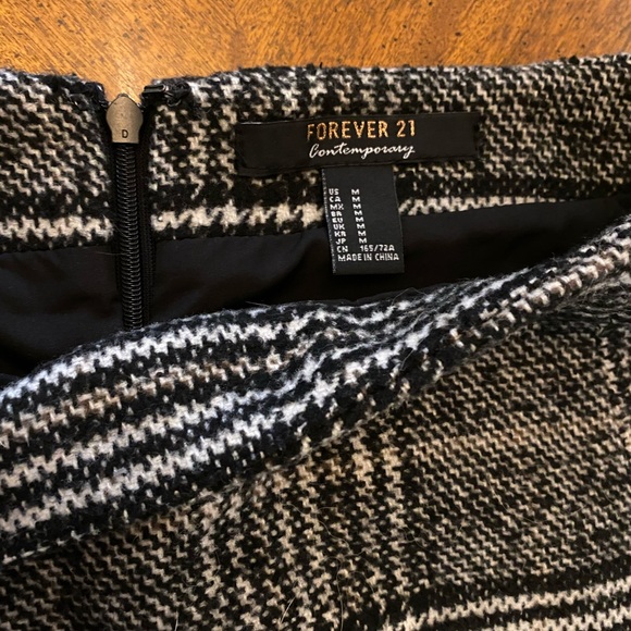 Warm Plaid Mini Skirt - Picture 3 of 3